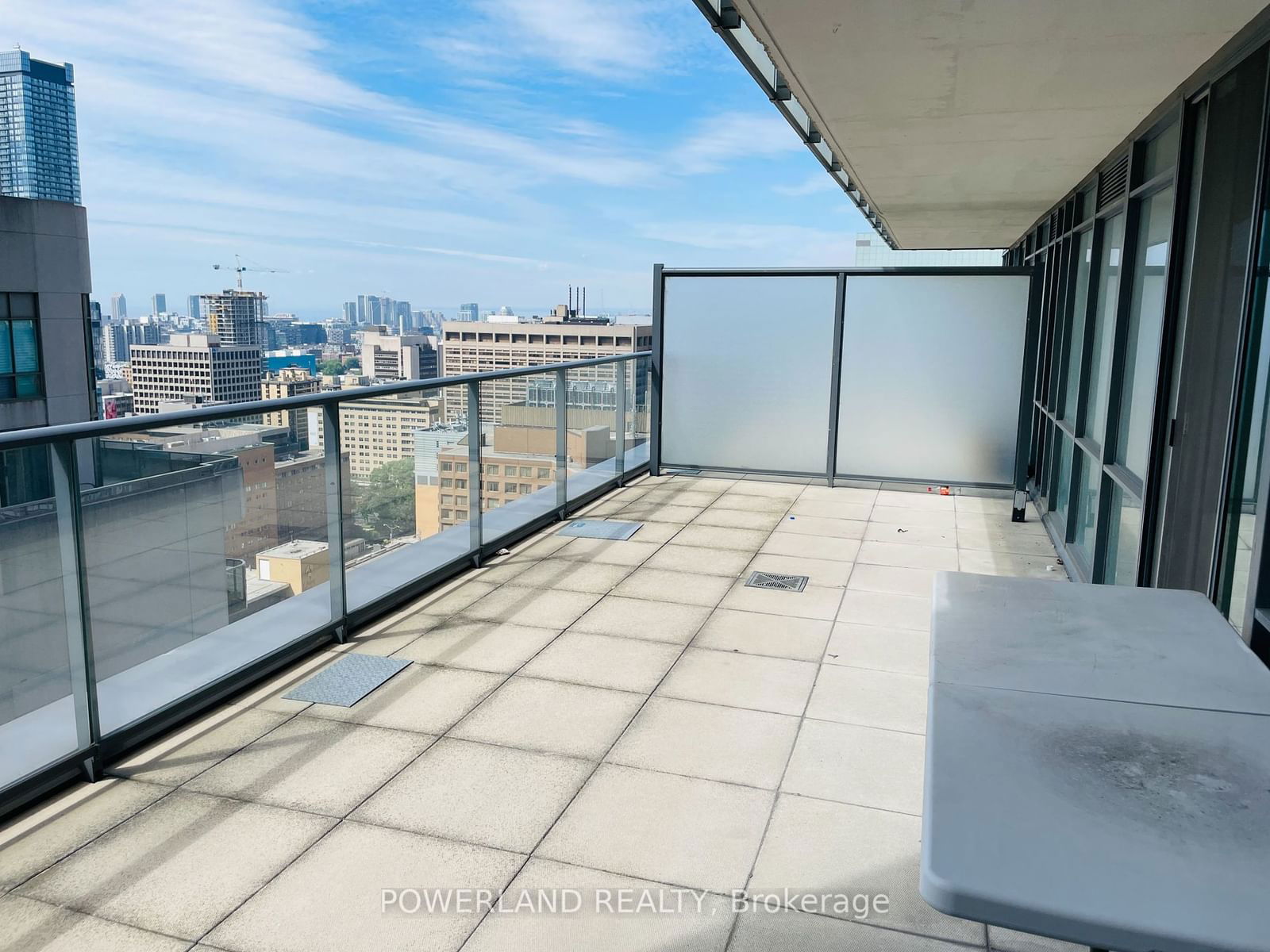 770 Bay St, unit Ph607 for rent