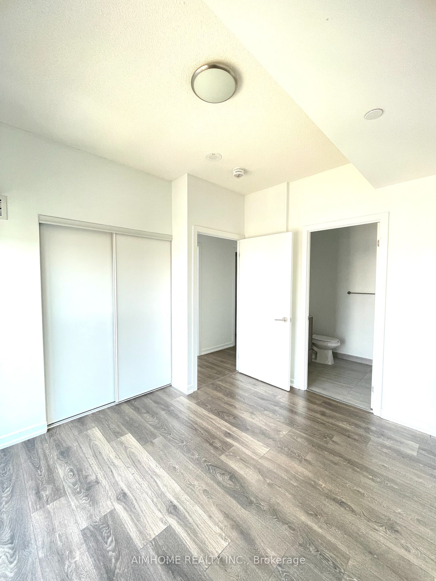 32 Forest Manor Rd, unit 2805 for rent - image #7