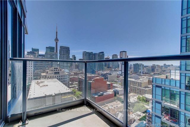 210 Simcoe St, unit 2110 for rent - image #10