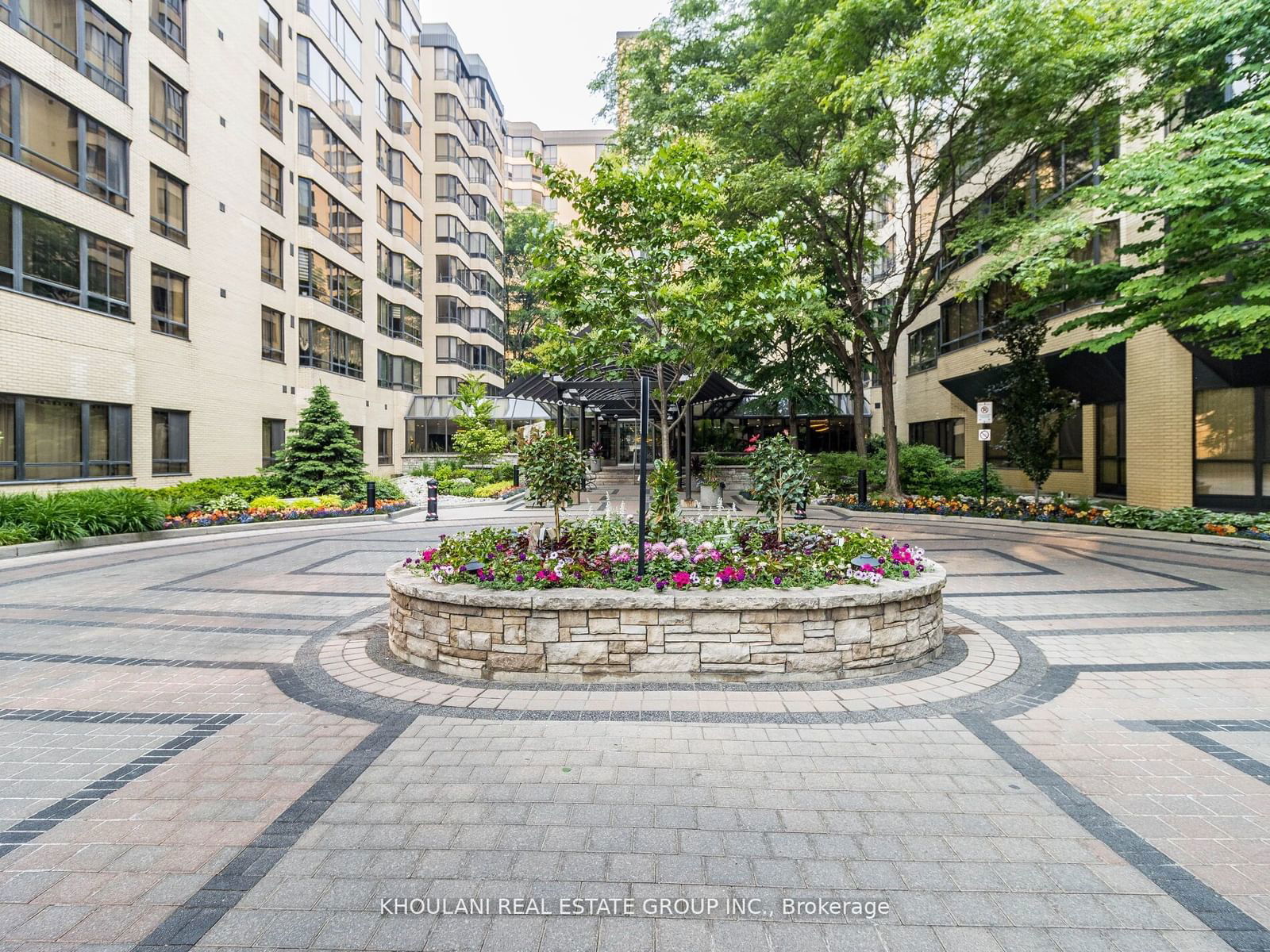 280 Simcoe St, unit 709 for sale - image #27