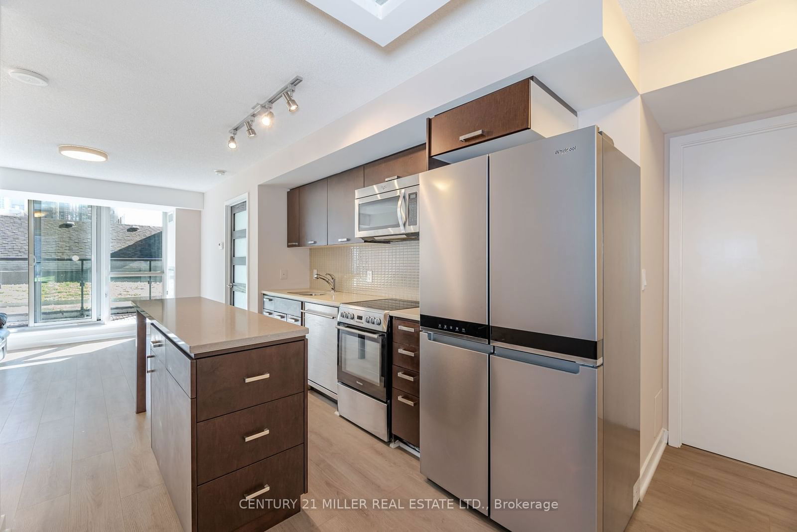 295 Adelaide St, unit 213 for sale - image #7