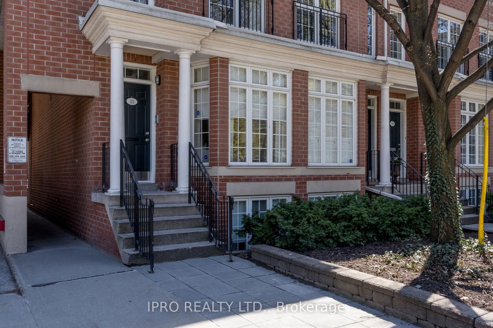 15 Niagara St, unit 56 for sale