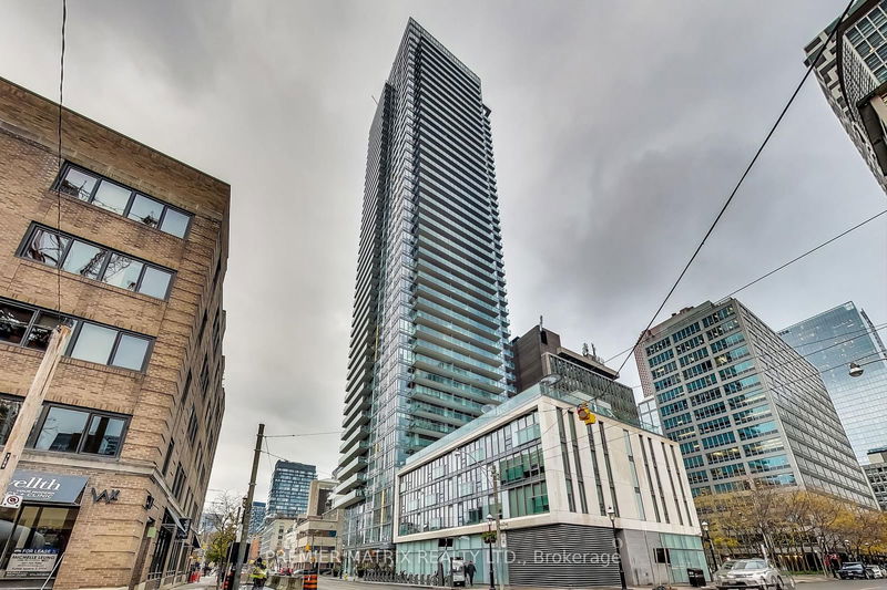 33 Lombard St, unit 3804 for rent - image #1