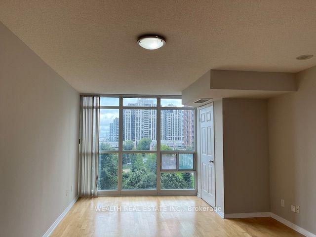 28 Harrison Garden Blvd, unit 712 for rent