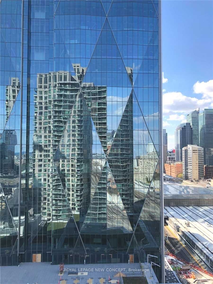 18 Yonge St, unit 2602 for rent