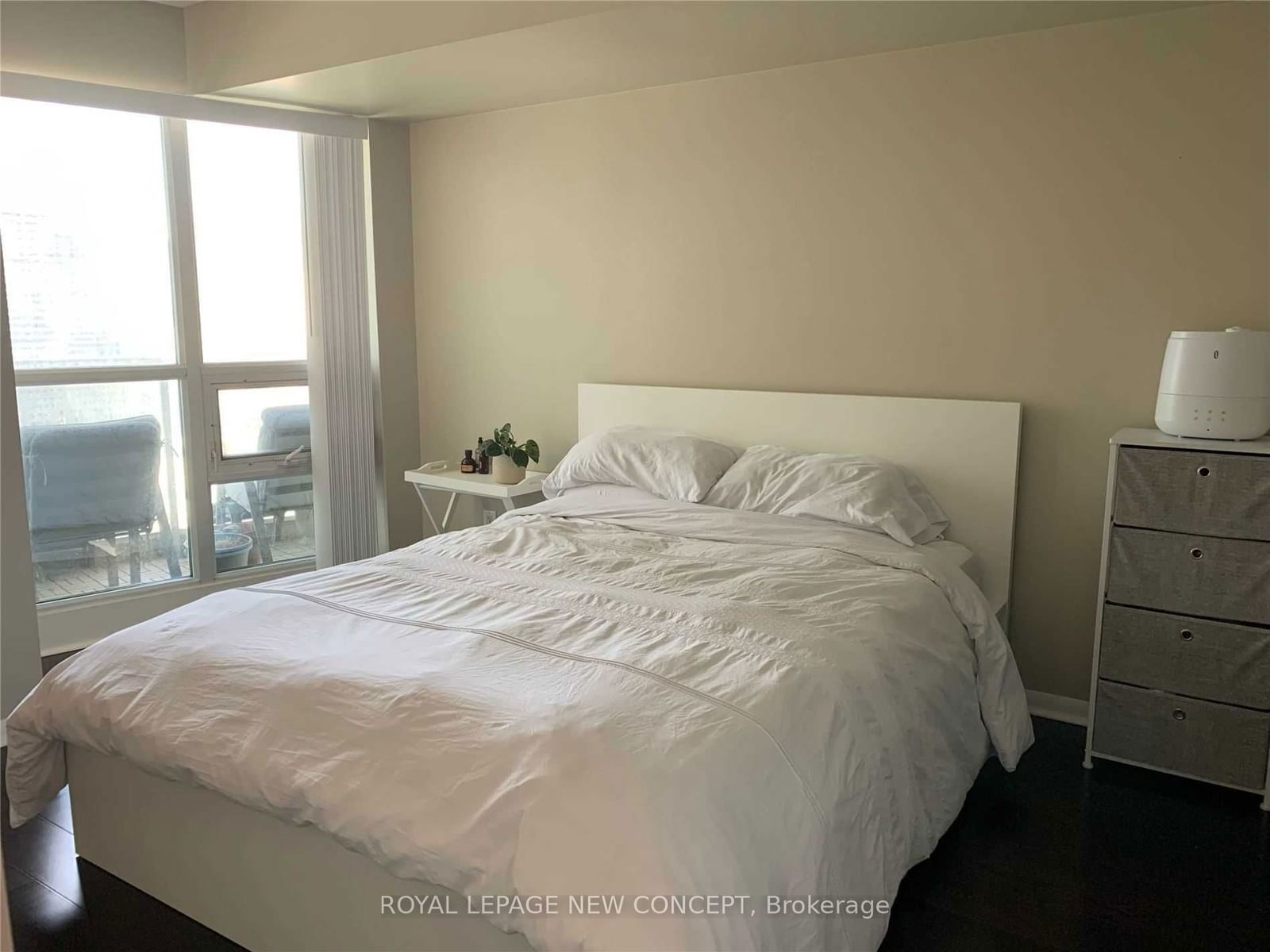 18 Yonge St, unit 2602 for rent - image #6