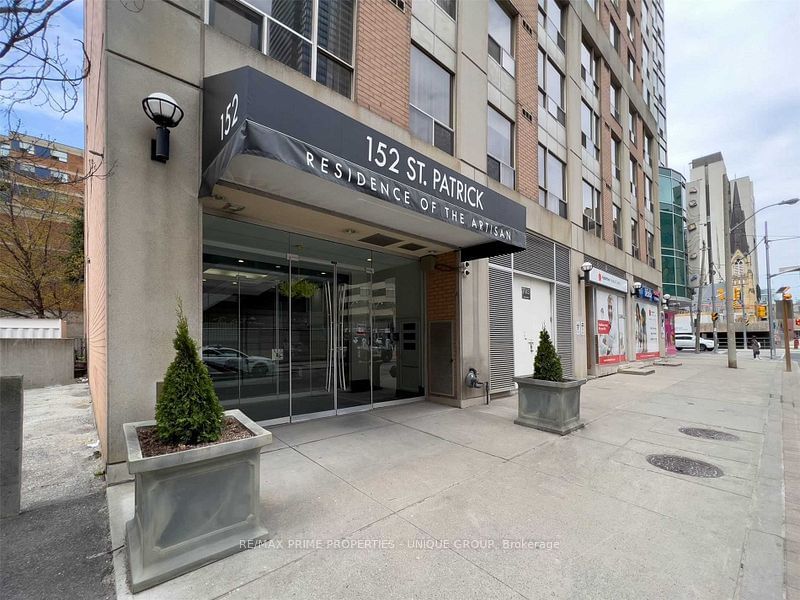 426 University Ave, unit Ph206 for rent