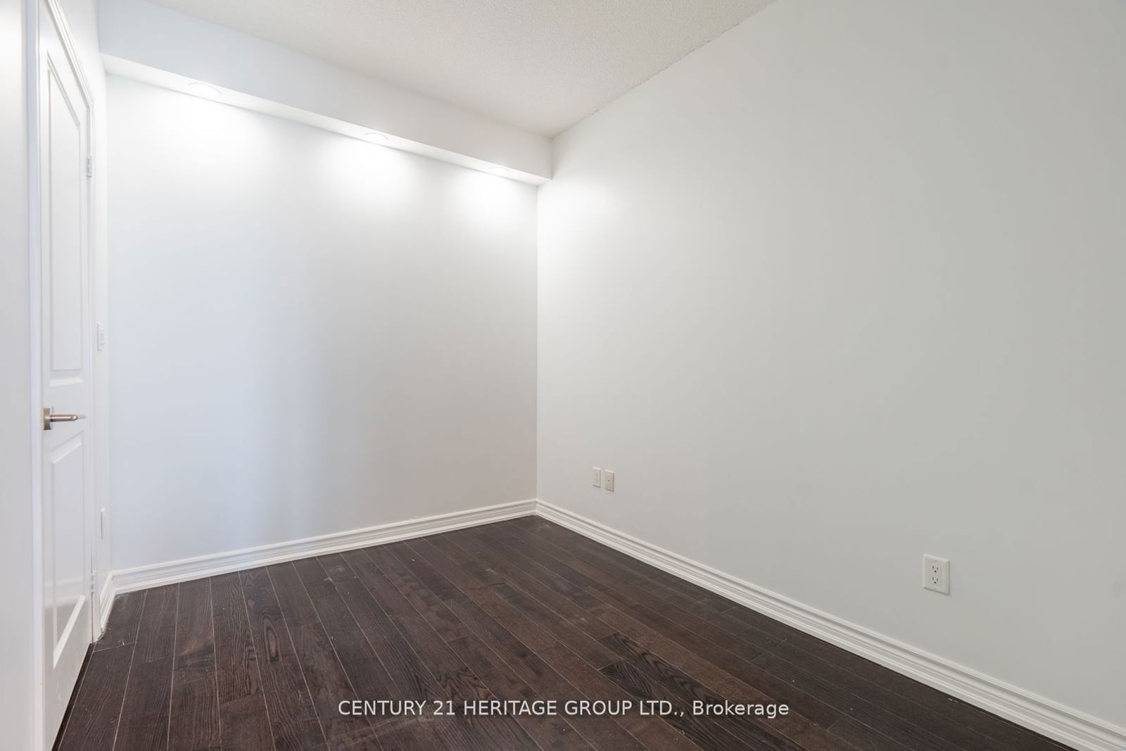 386 Yonge St, unit 4509 for rent