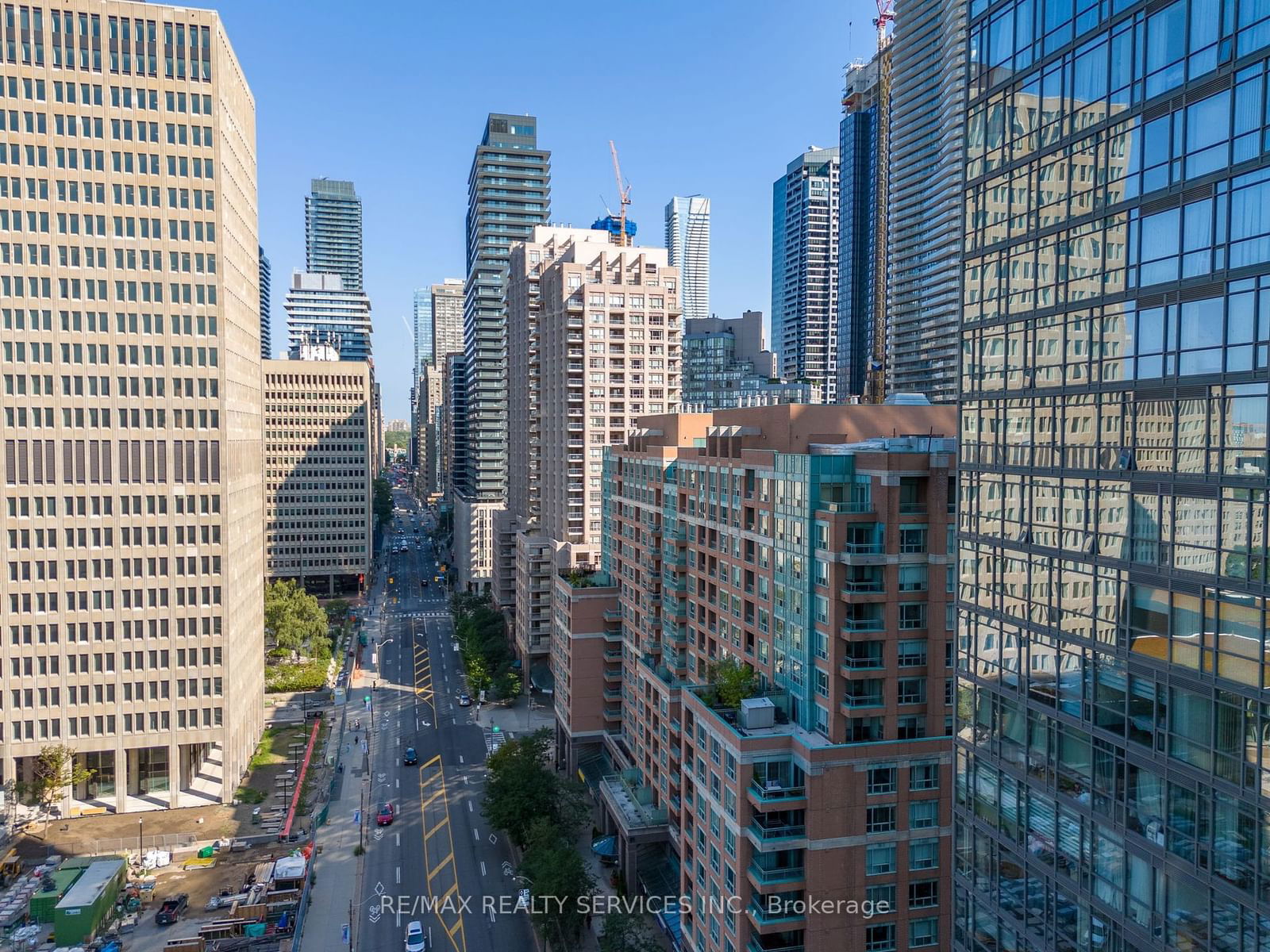 887 Bay St, unit 908 for sale - image #30