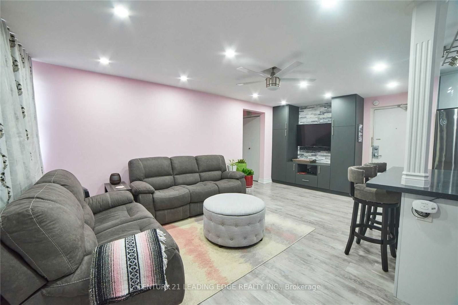 715 Don Mills Rd, unit 2604 for rent - image #3