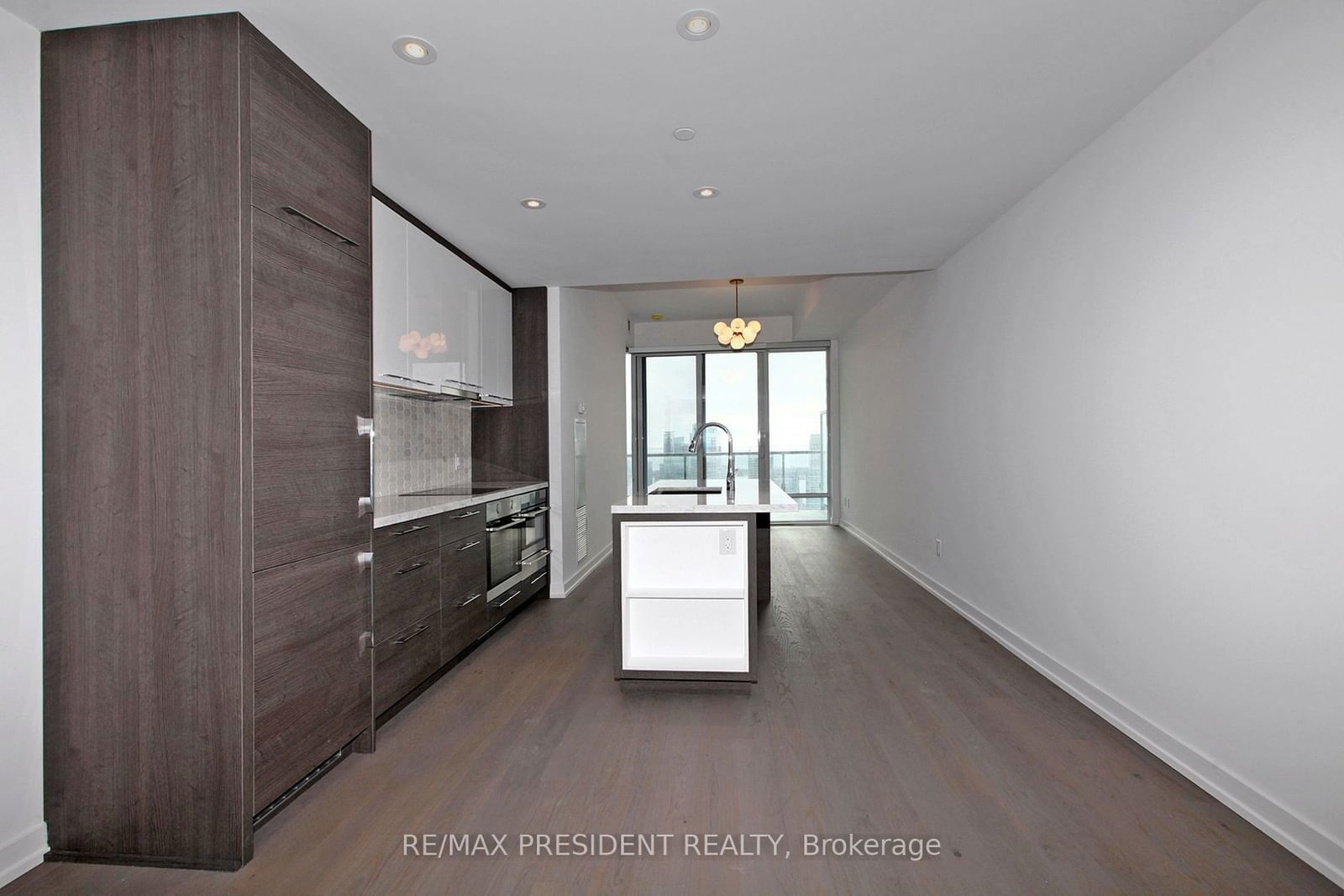 488 University Ave, unit 5208 for rent - image #21