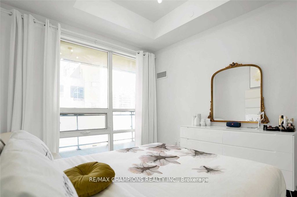 460 Adelaide St, unit 103 for sale - image #15