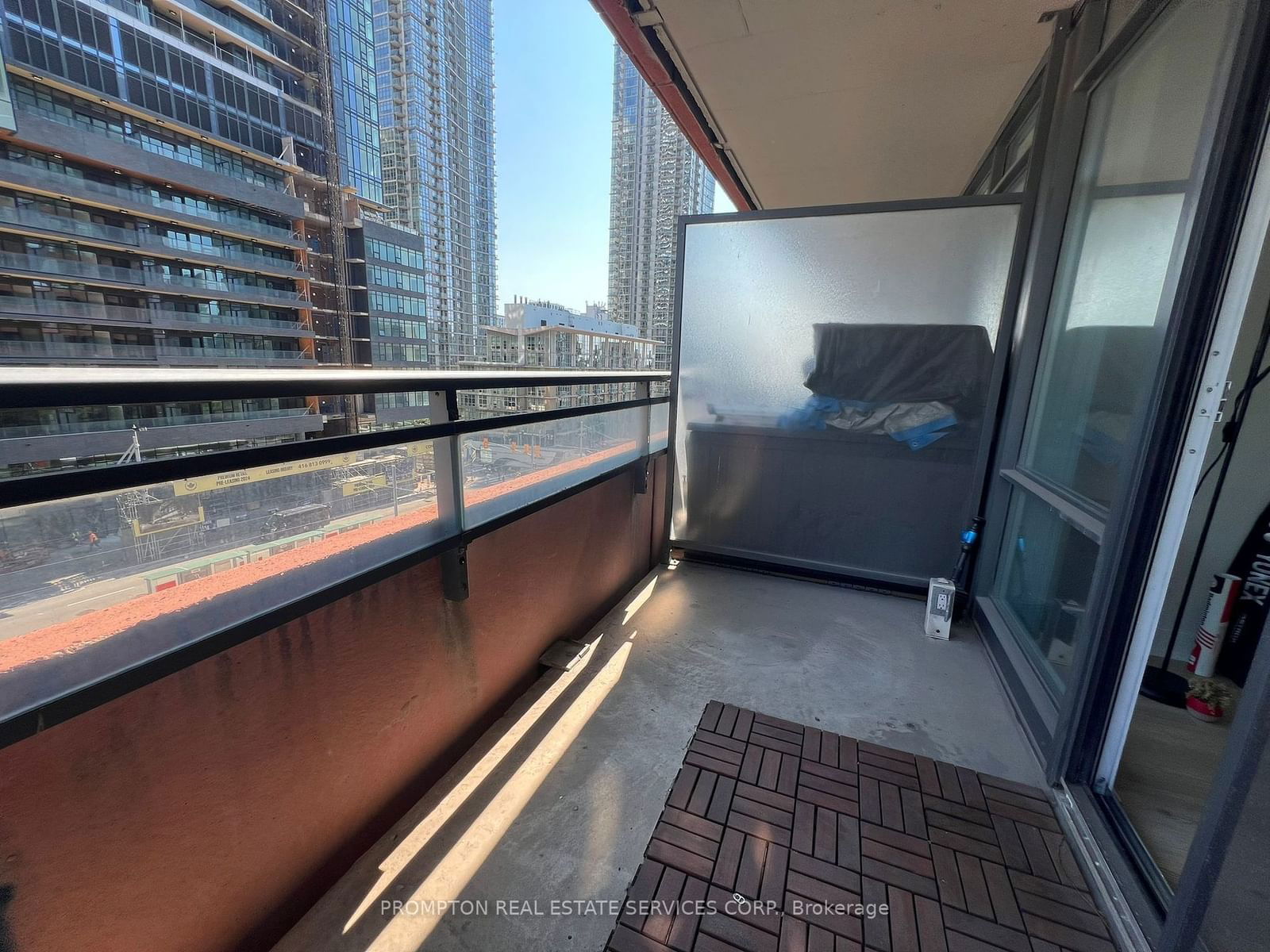 4K Spadina Ave, unit 607 for rent - image #10