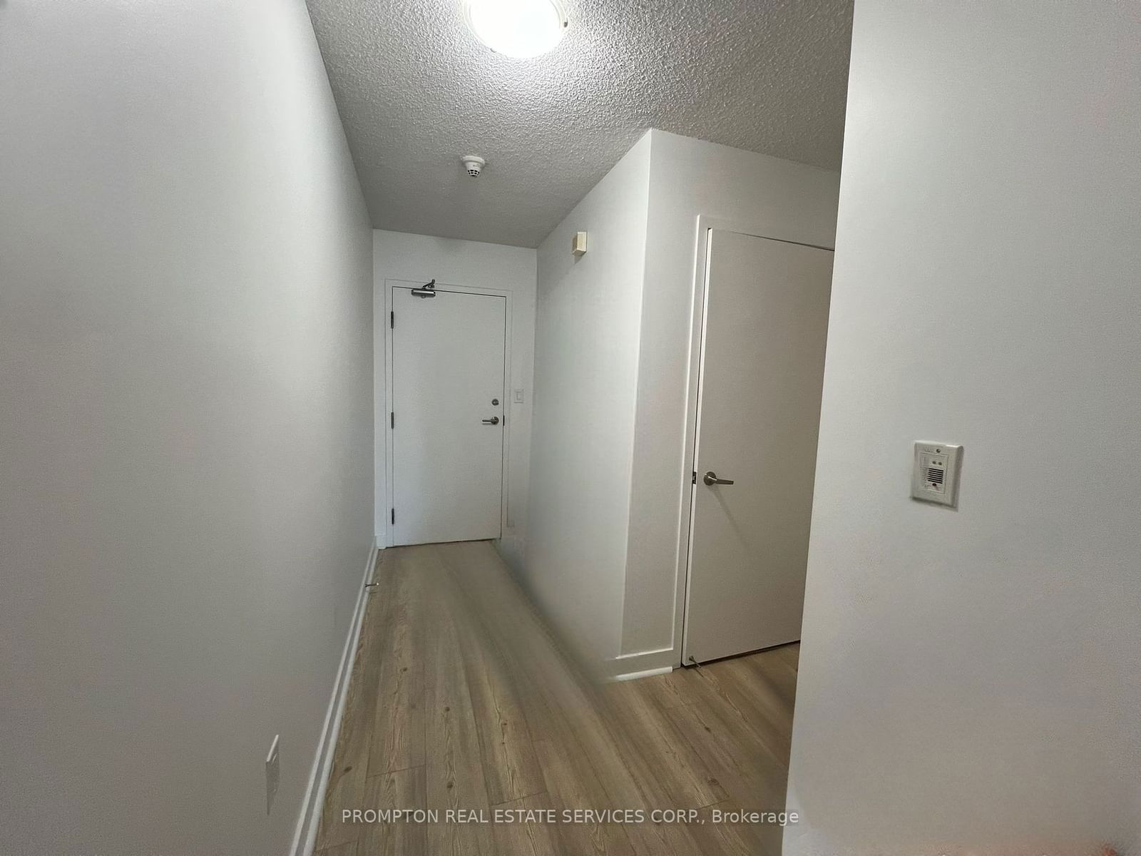 4K Spadina Ave, unit 607 for rent - image #7