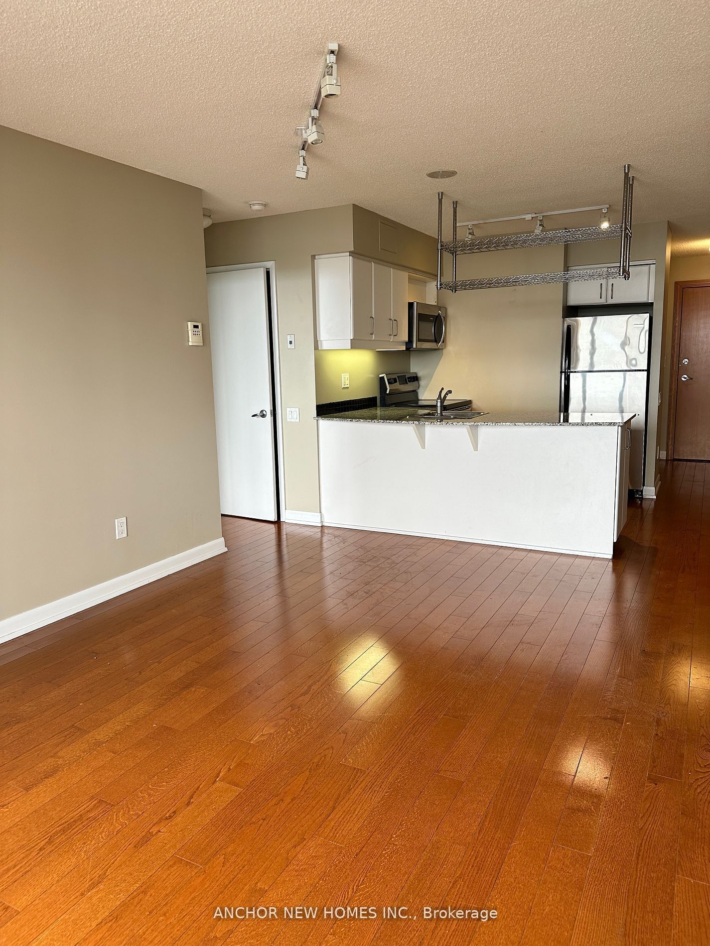 33 Sheppard Ave E, unit 2312 for rent - image #12