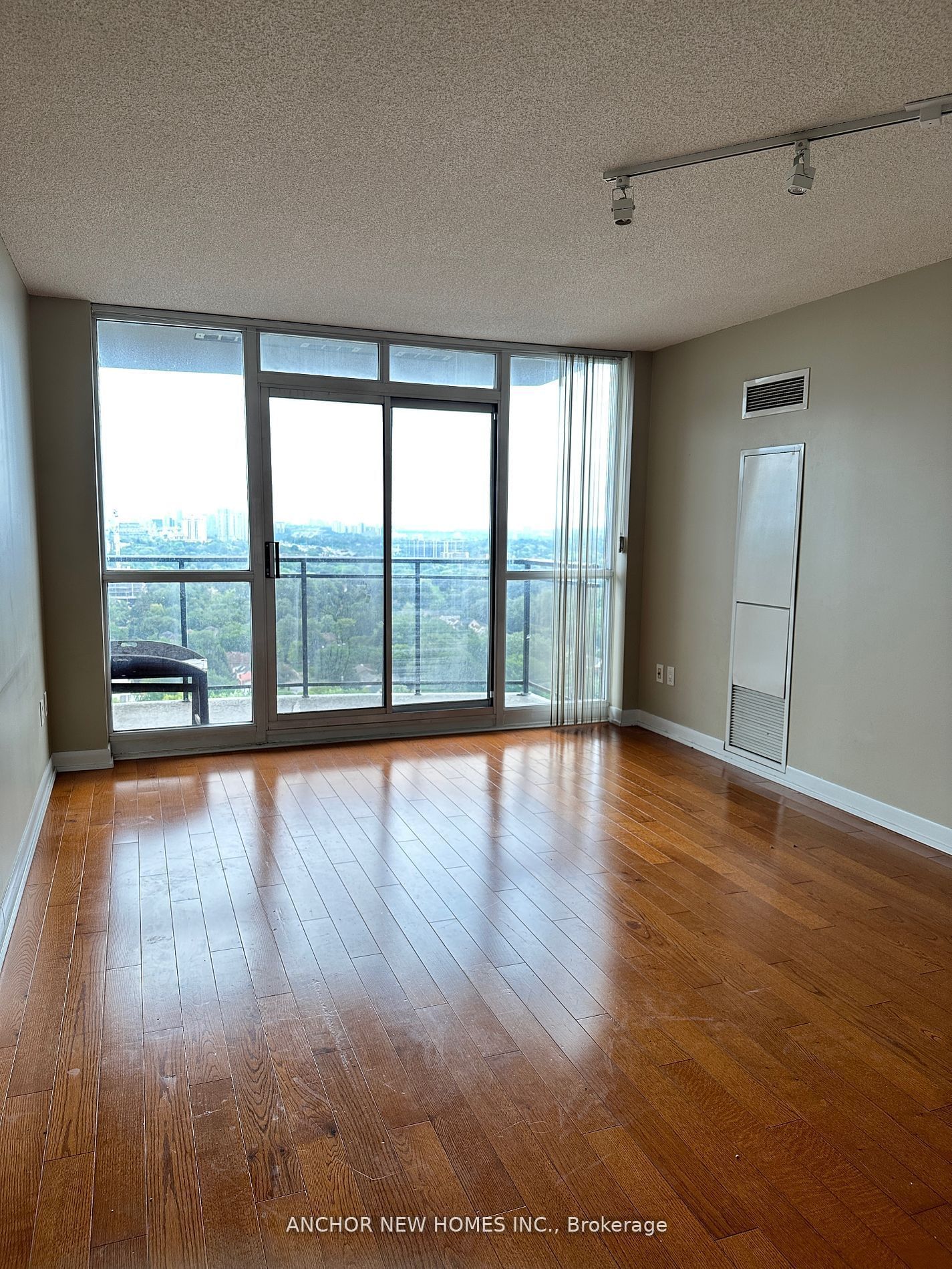 33 Sheppard Ave E, unit 2312 for rent - image #13