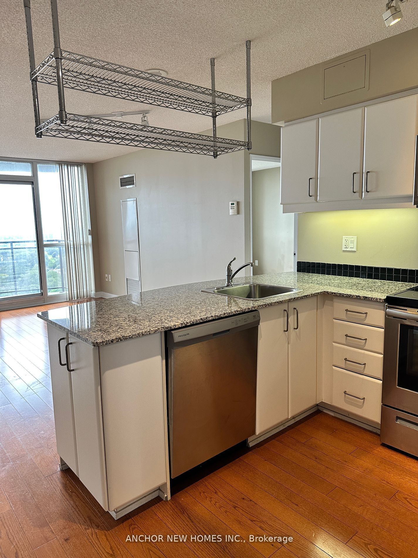 33 Sheppard Ave E, unit 2312 for rent - image #8