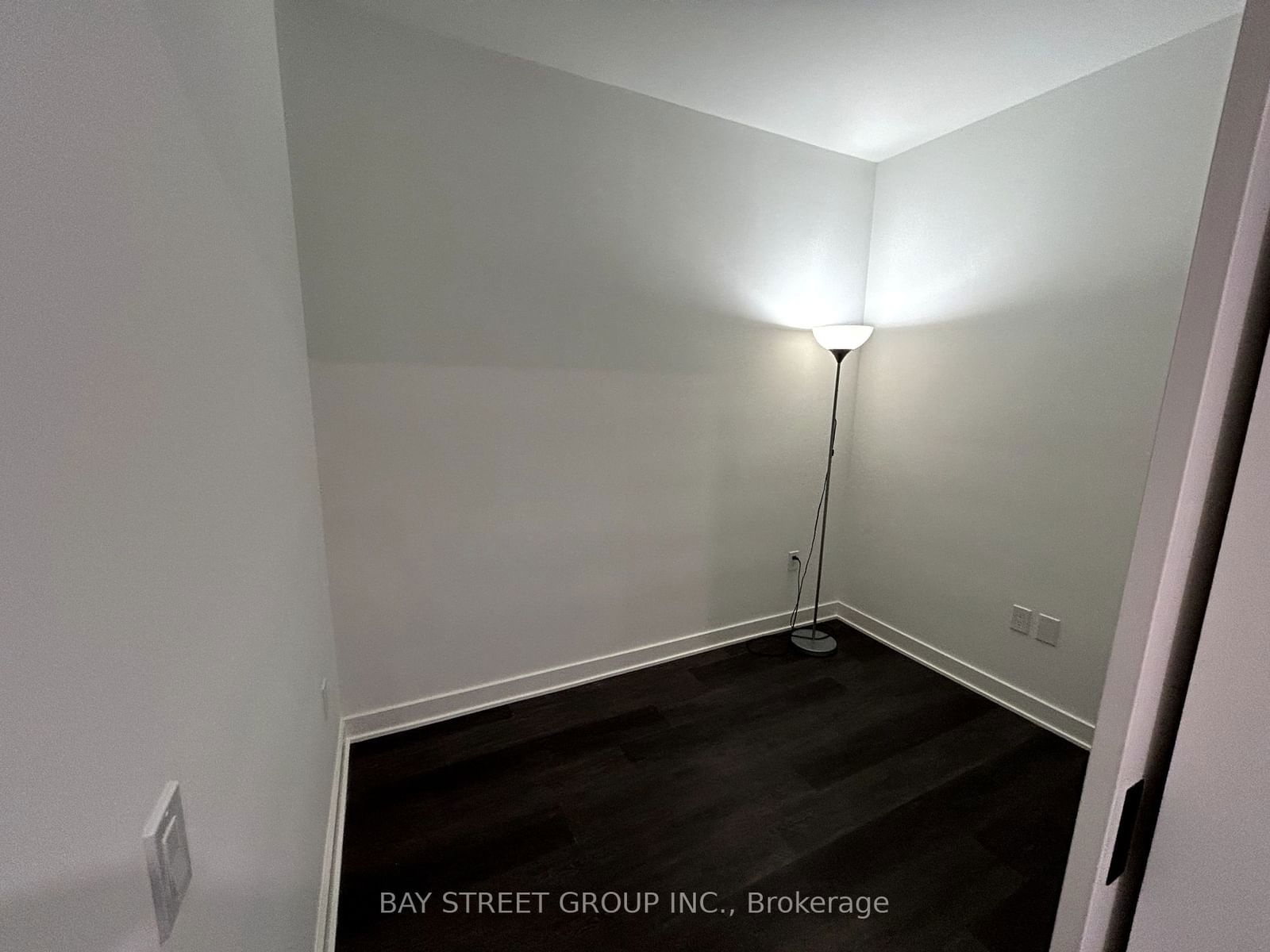 55 Charles St E, unit 3407 for rent