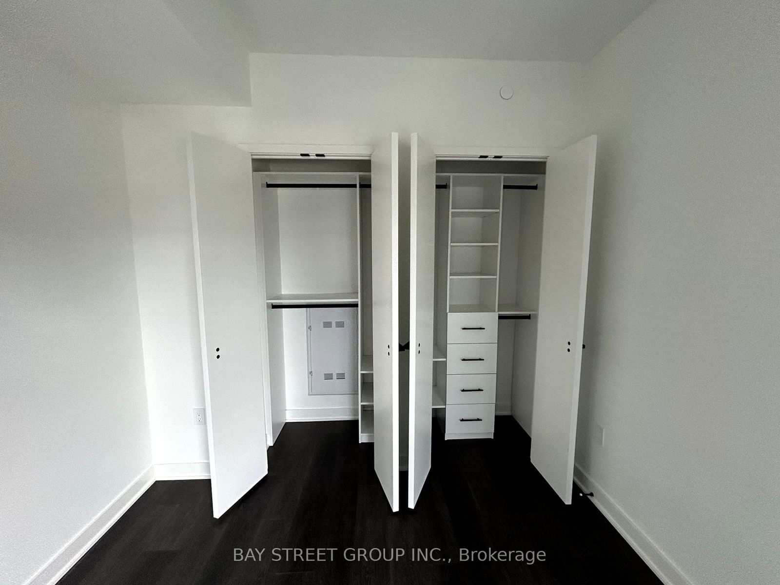 55 Charles St E, unit 3407 for rent - image #8