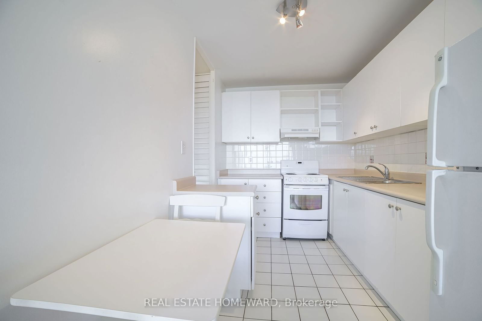 40 Homewood Ave, unit 1914 for sale - image #10