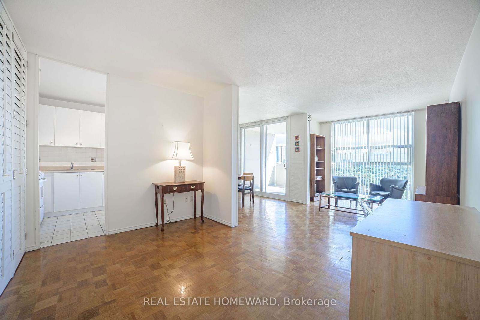 40 Homewood Ave, unit 1914 for sale - image #5