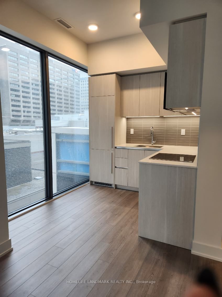 8 Cumberland St, unit 504 for rent