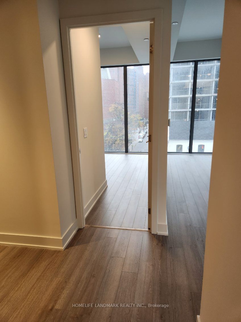 8 Cumberland St, unit 504 for rent