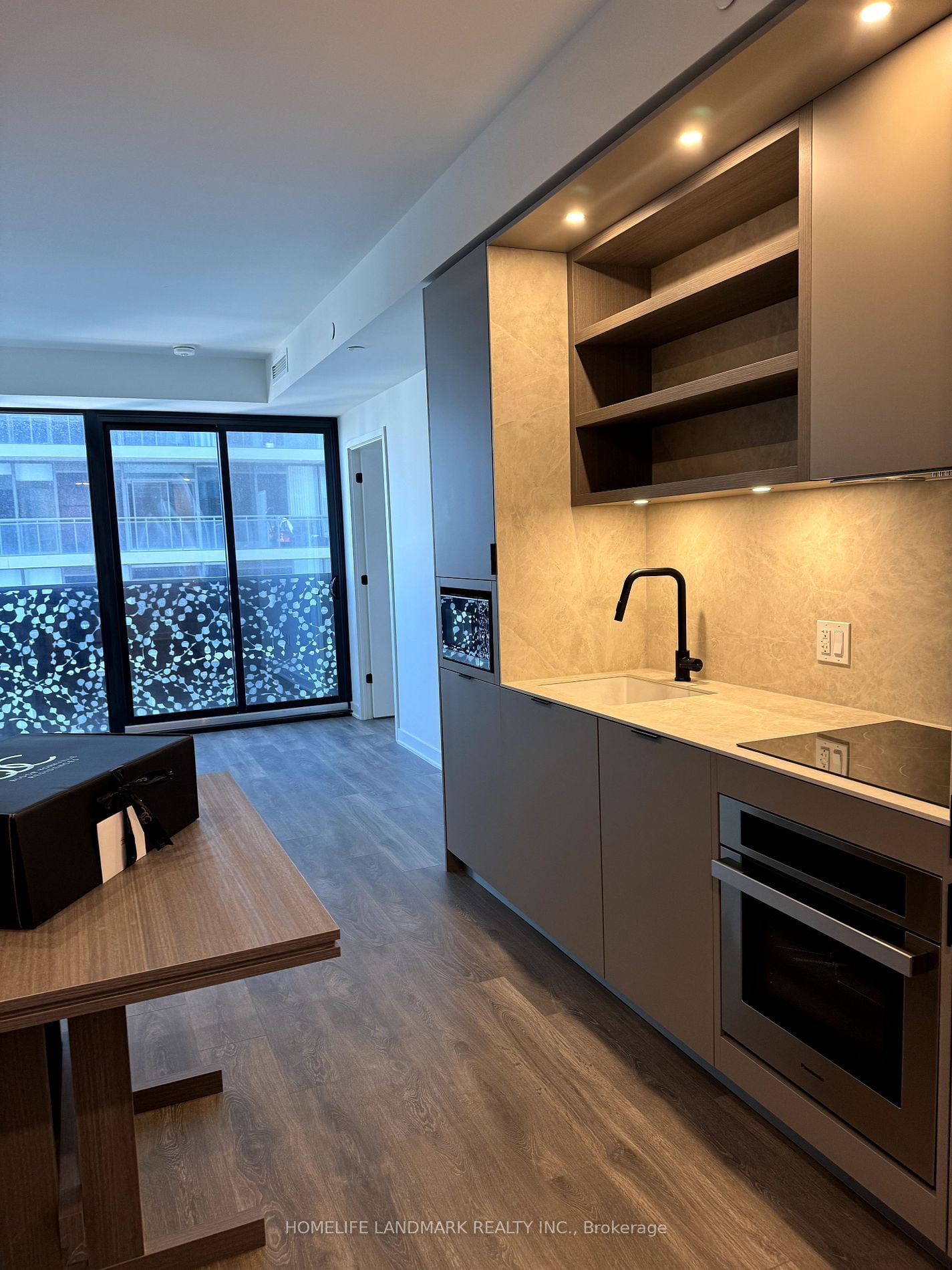 55 Charles St E, unit 3108 for rent - image #2