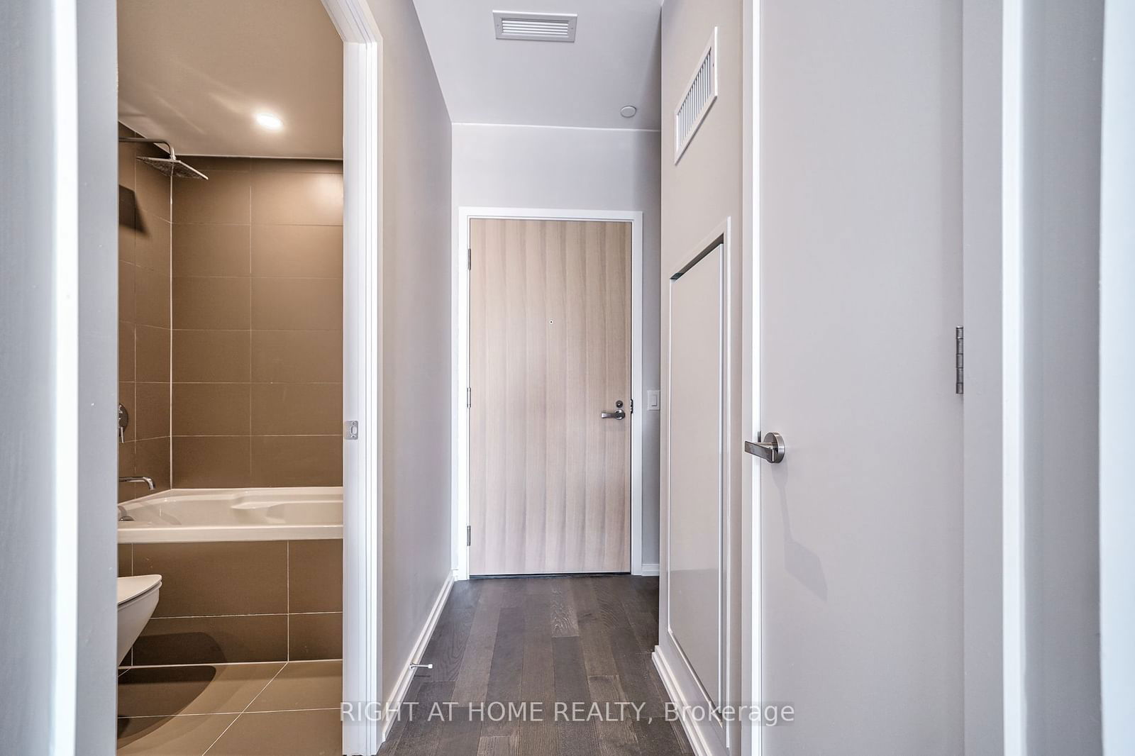 5 Soudan Ave, unit 1115 for sale - image #7