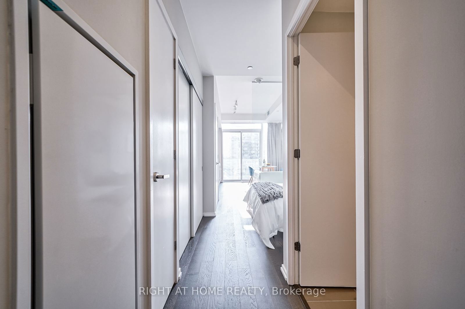 5 Soudan Ave, unit 1115 for sale - image #8