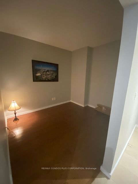 218 Queens Quay W, unit 910 for sale - image #11