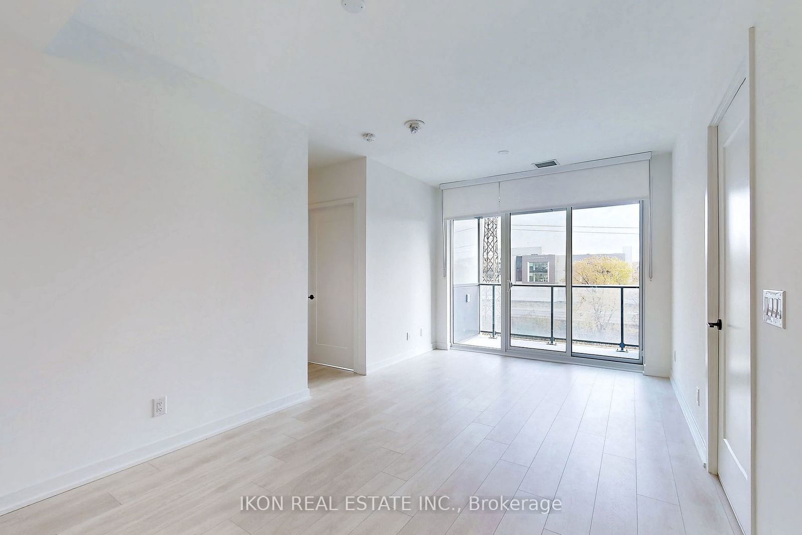 5 Defries St, unit 201 for rent - image #10