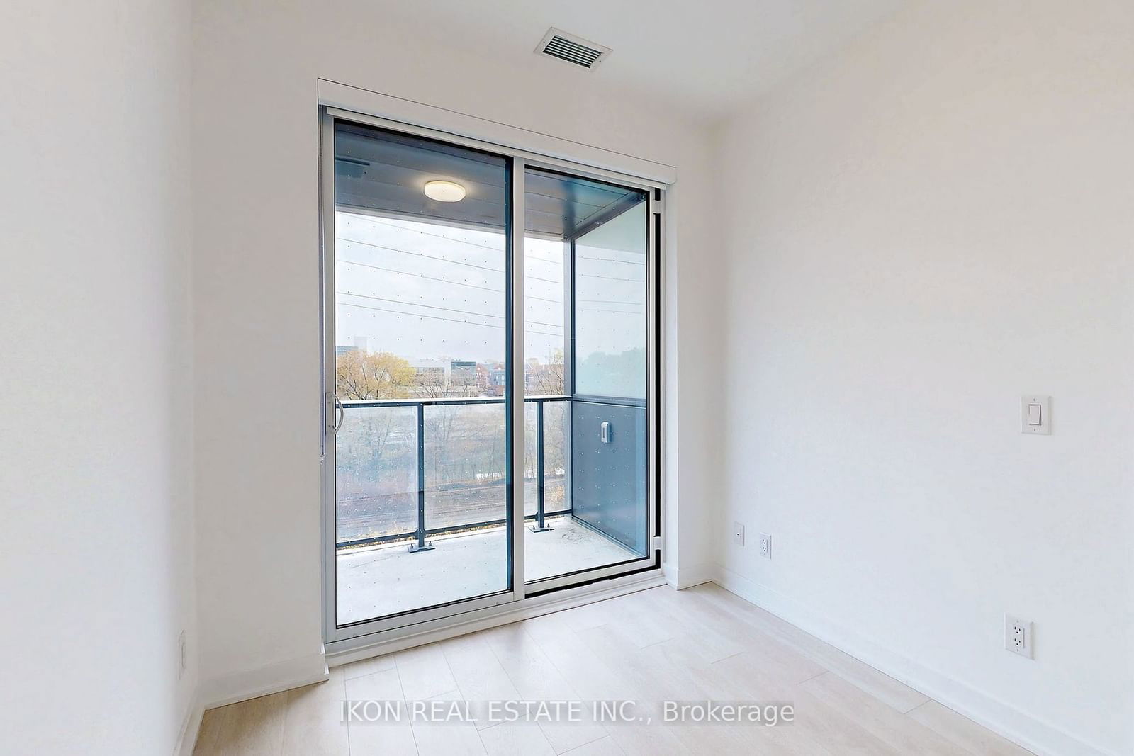 5 Defries St, unit 201 for rent - image #12