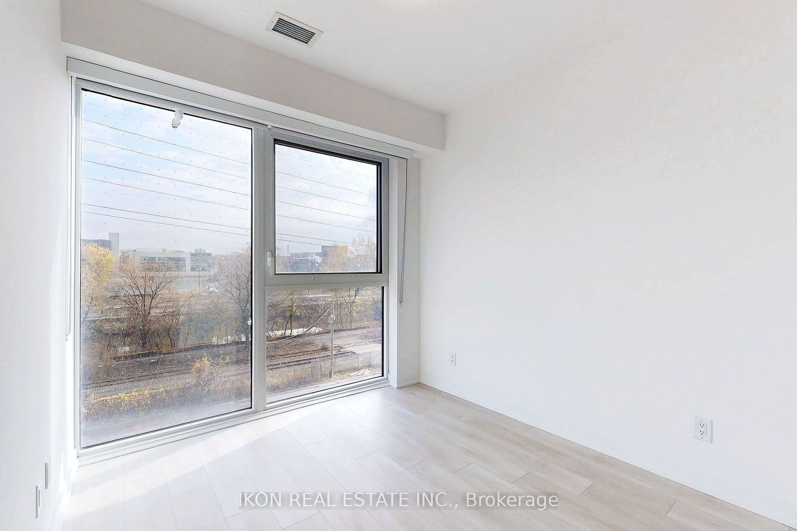 5 Defries St, unit 201 for rent - image #19