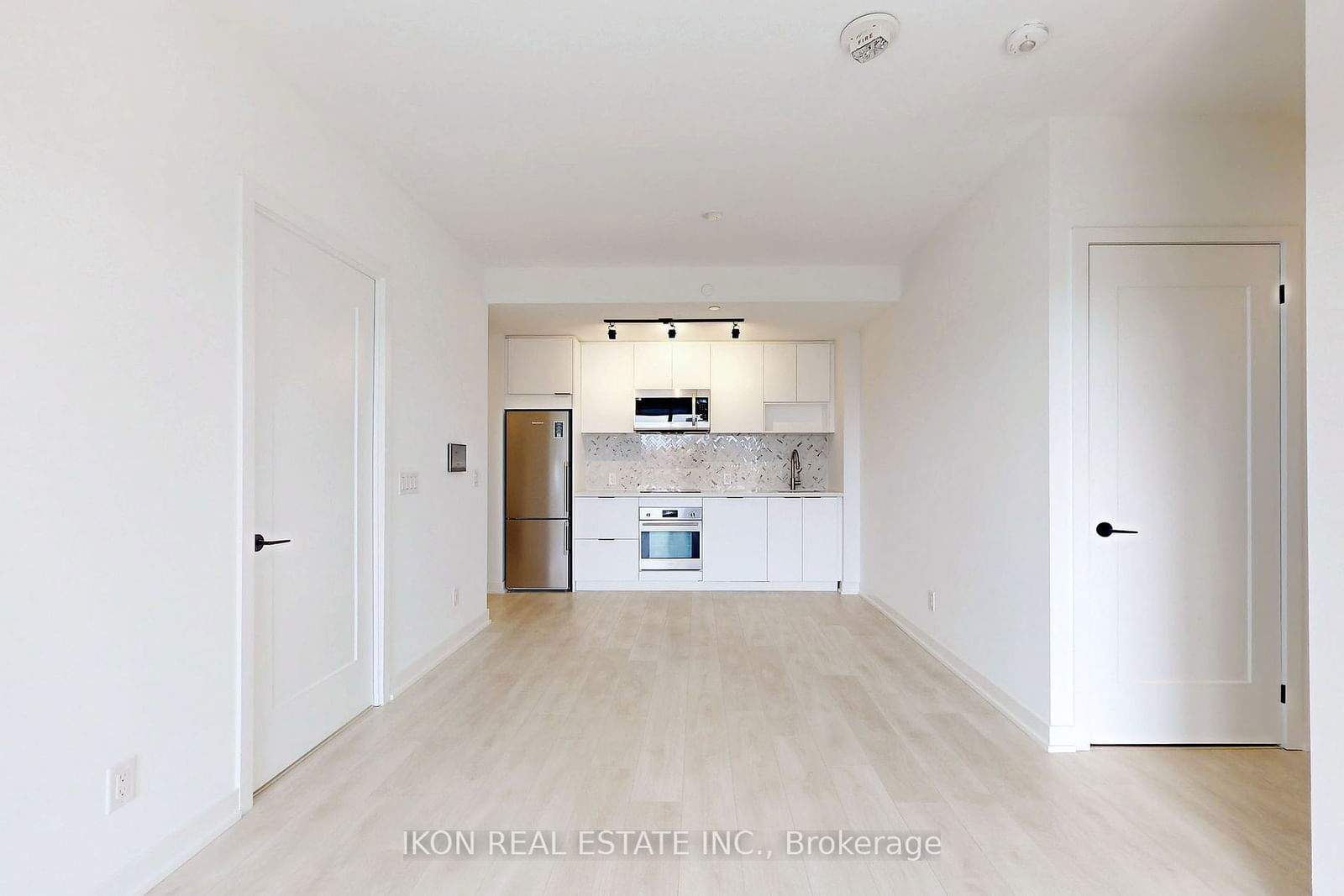 5 Defries St, unit 201 for rent - image #7