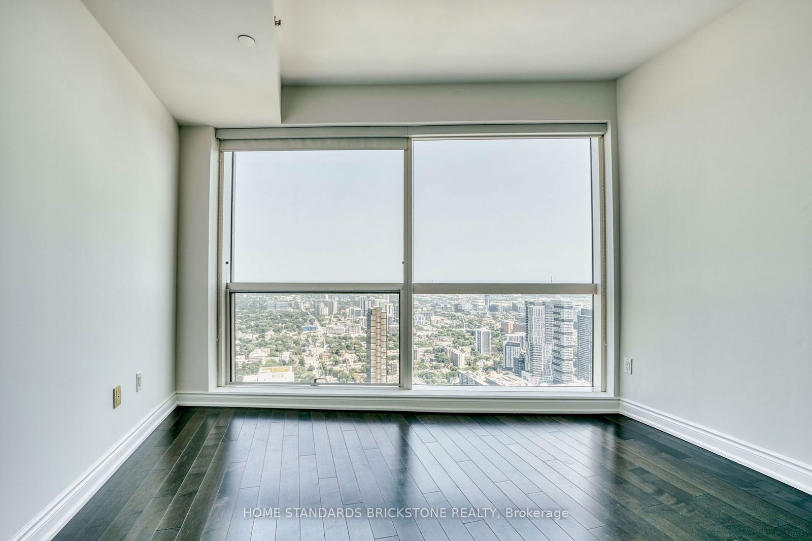 388 Yonge St, unit 6107 for rent - image #12