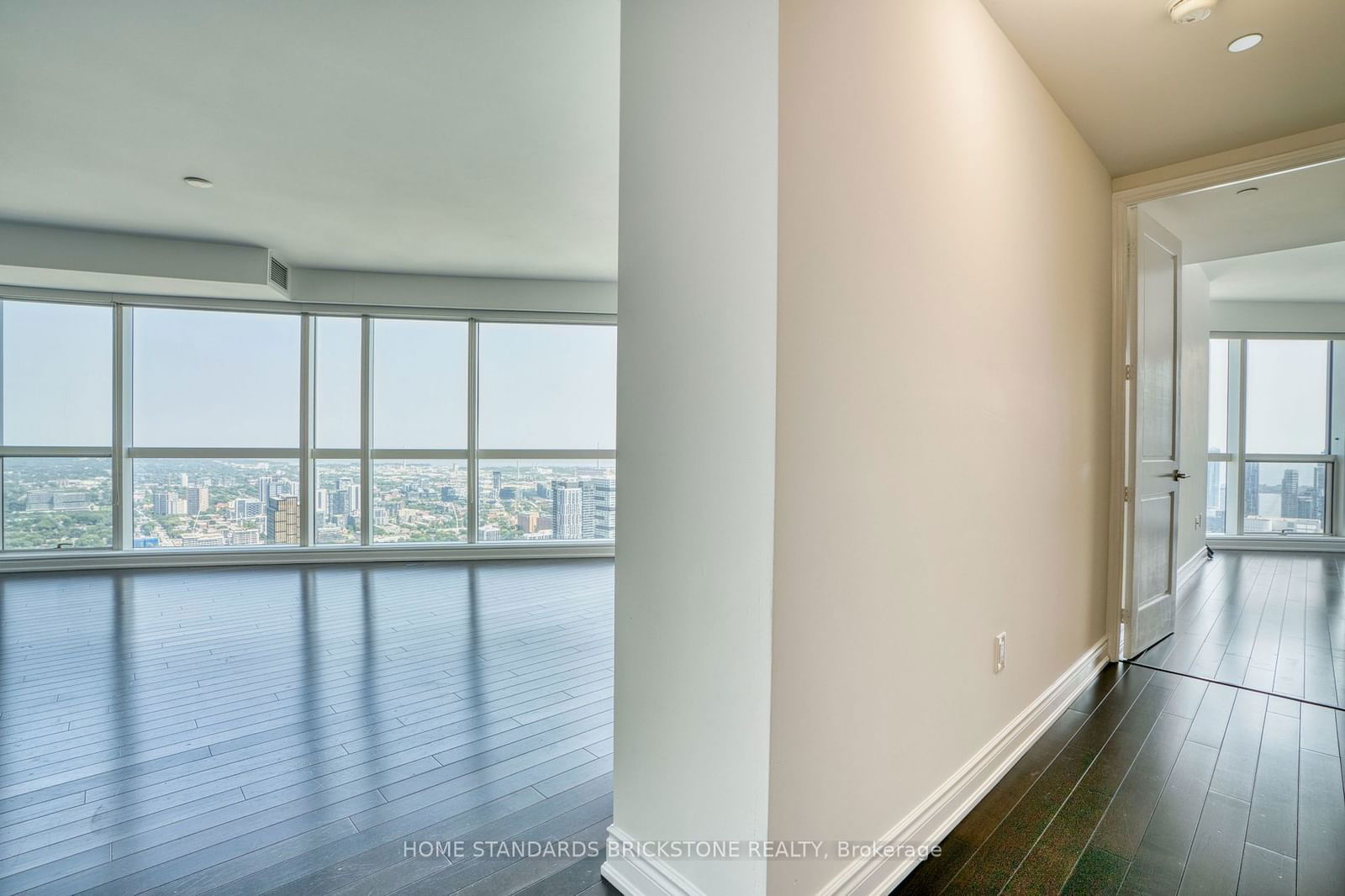 388 Yonge St, unit 6107 for rent - image #16