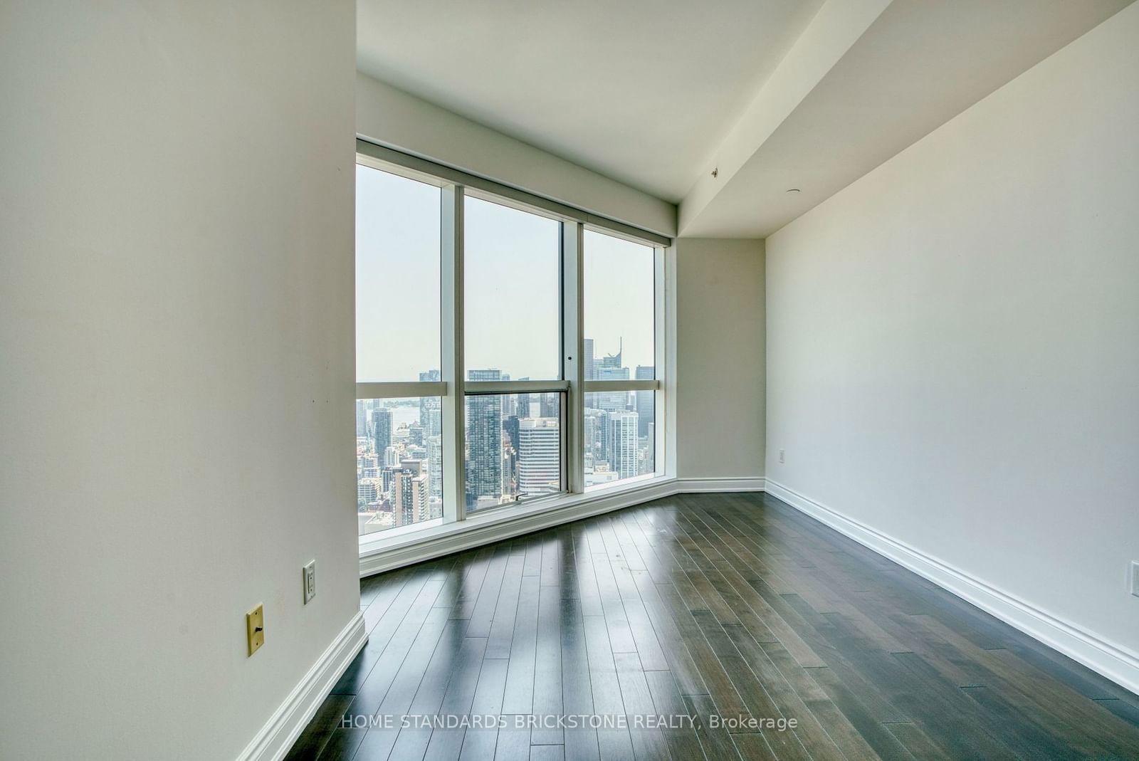 388 Yonge St, unit 6107 for rent - image #17