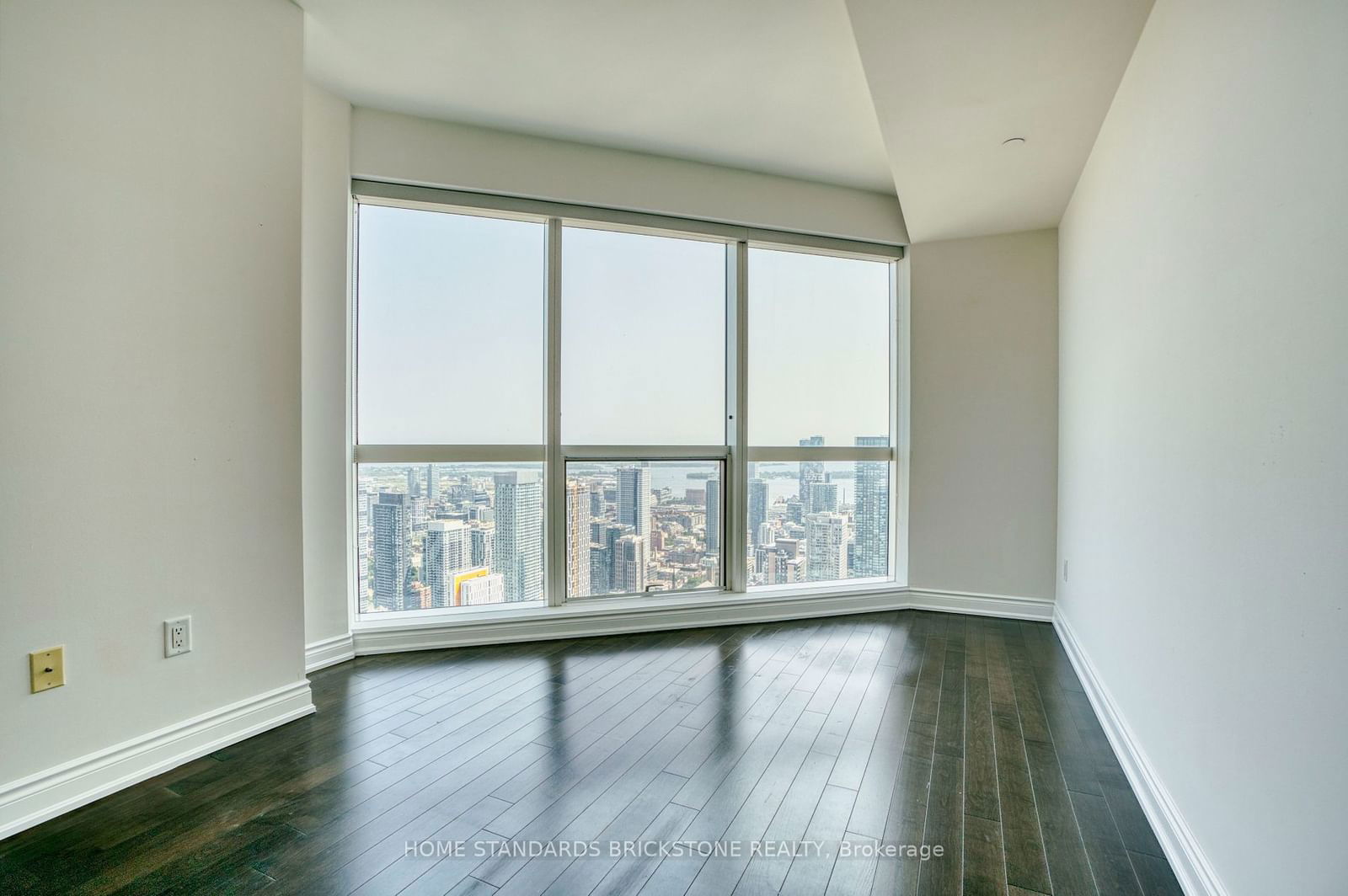 388 Yonge St, unit 6107 for rent - image #18