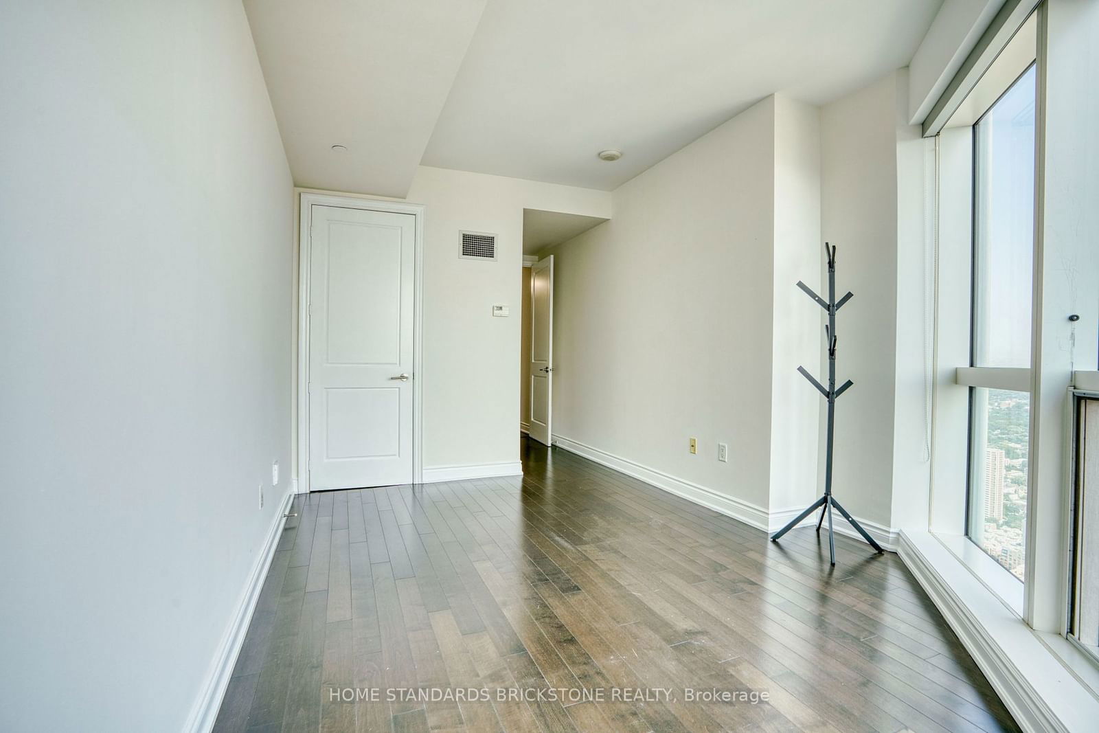 388 Yonge St, unit 6107 for rent - image #19