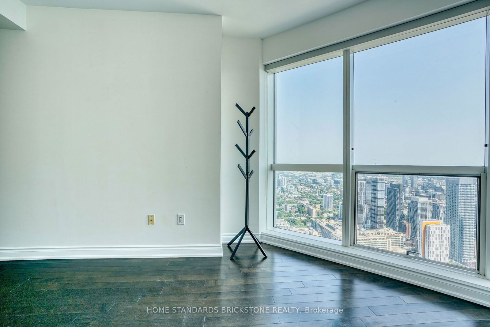 388 Yonge St, unit 6107 for rent - image #20