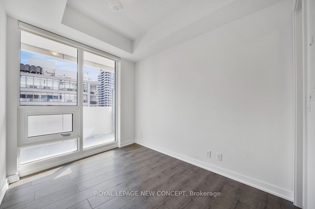 2221 Yonge St, unit 1002 for sale - image #20