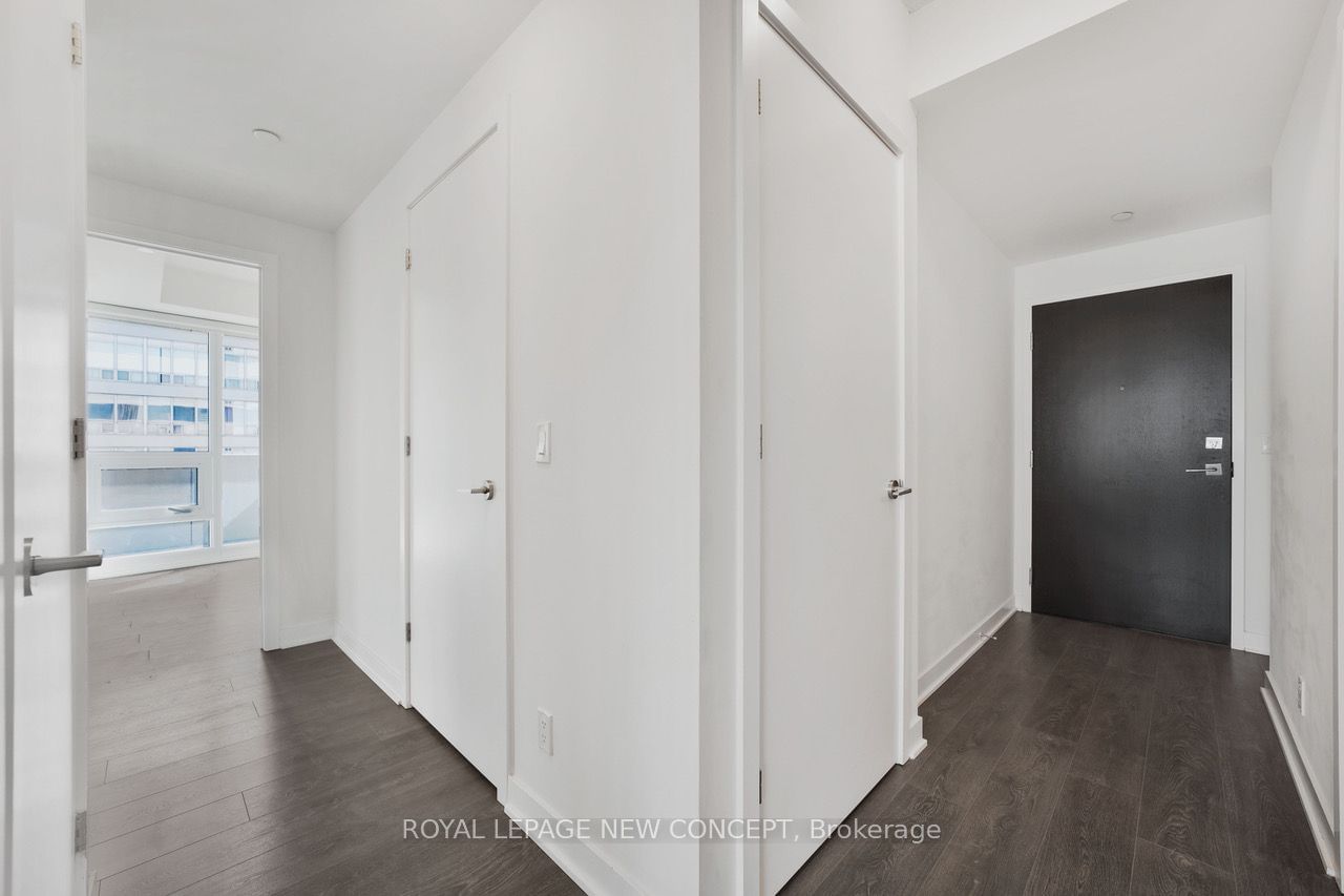 2221 Yonge St, unit 1002 for sale - image #7