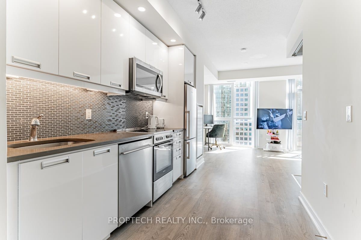 99 John St, unit 2403 for sale - image #14