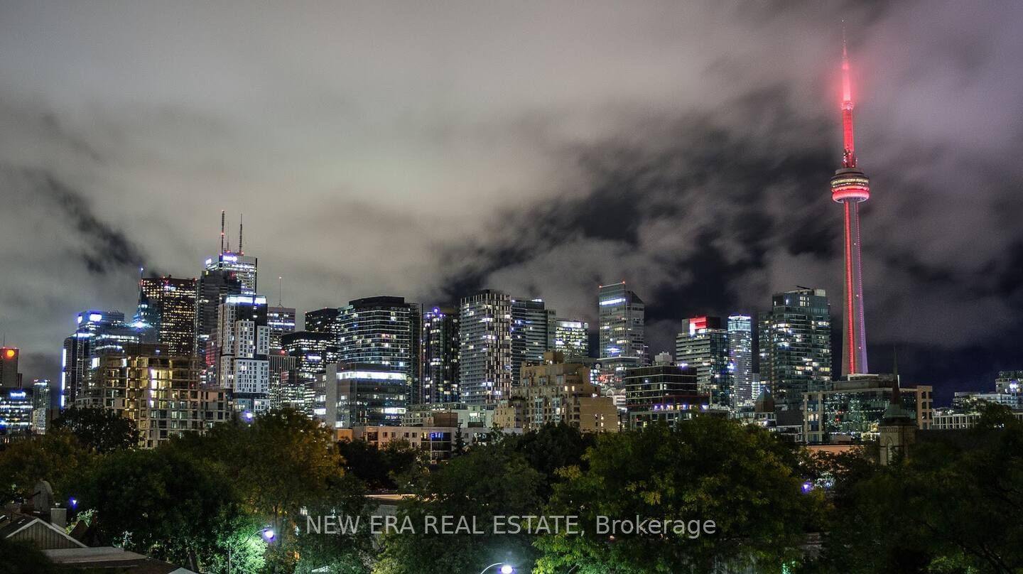 60 Carr St, unit 11 for sale