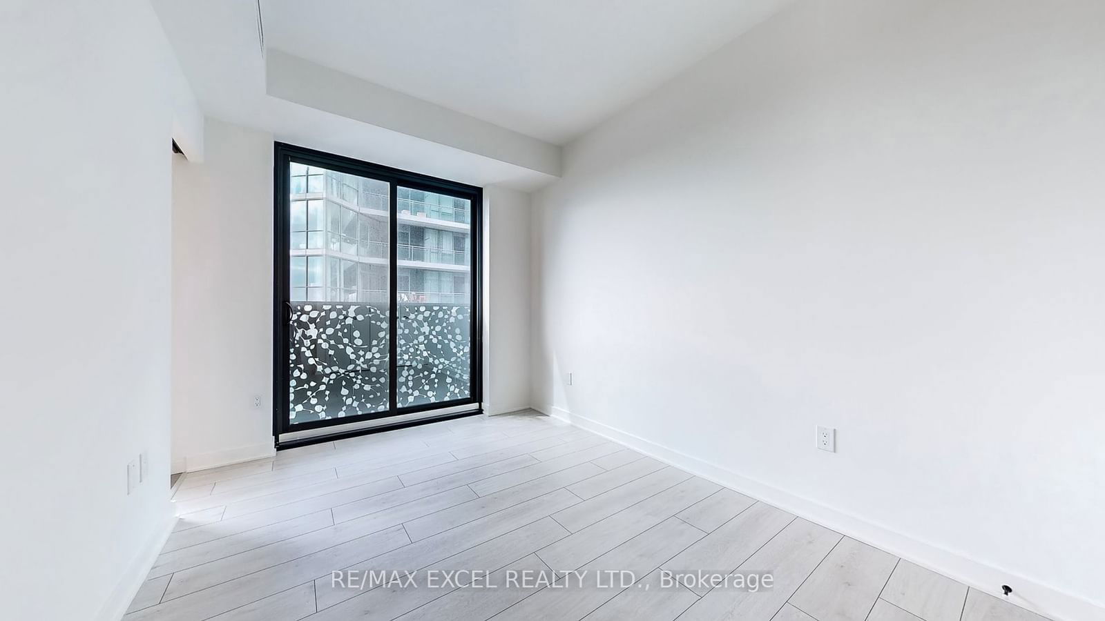 55 Charles St E, unit 3606 for rent