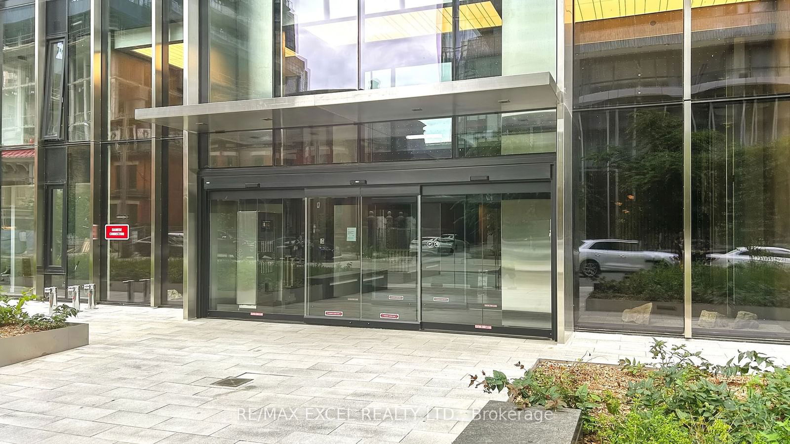 55 Charles St E, unit 3606 for rent - image #3