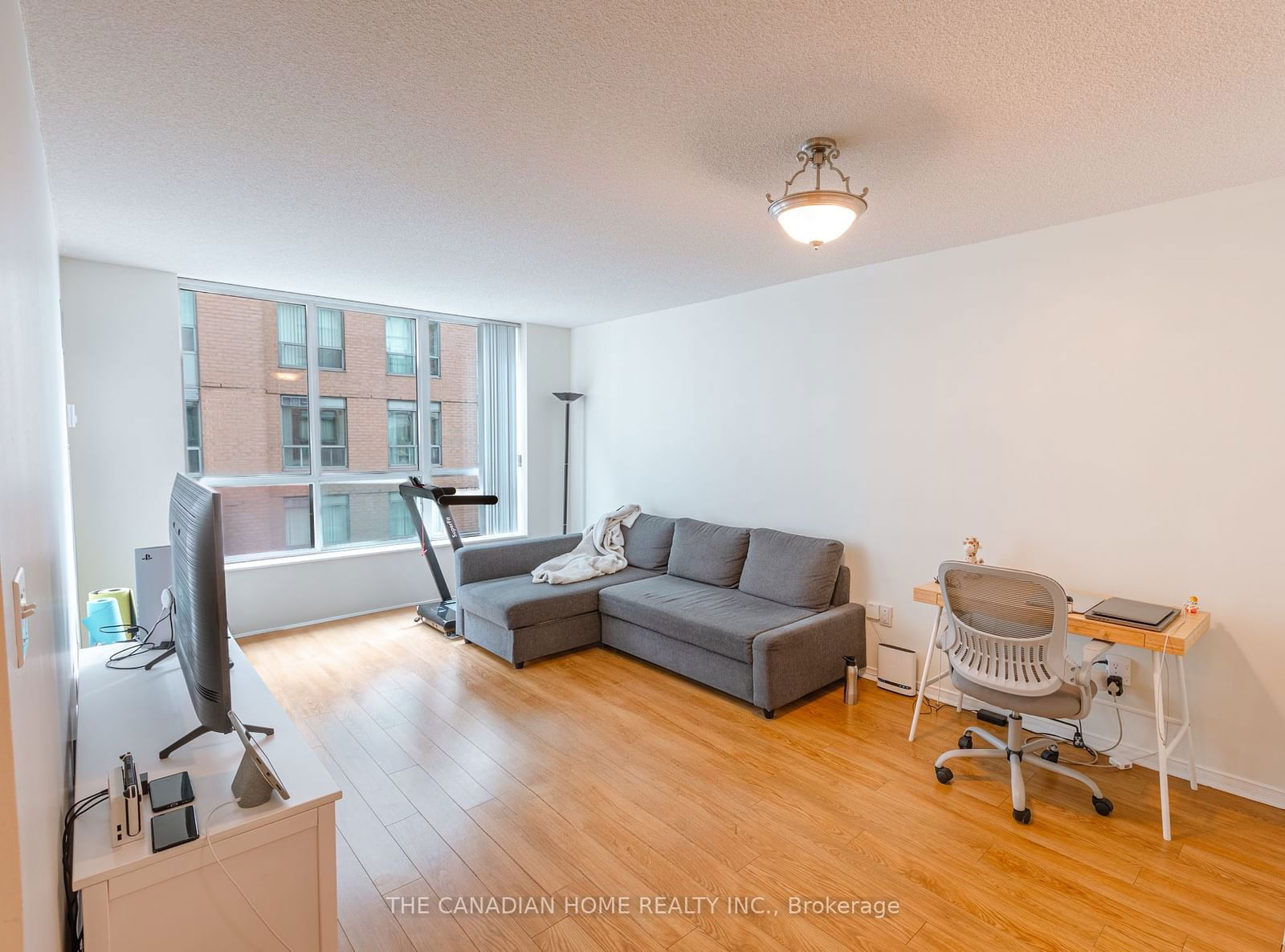 29 Pemberton Ave, unit 707 for sale - image #8