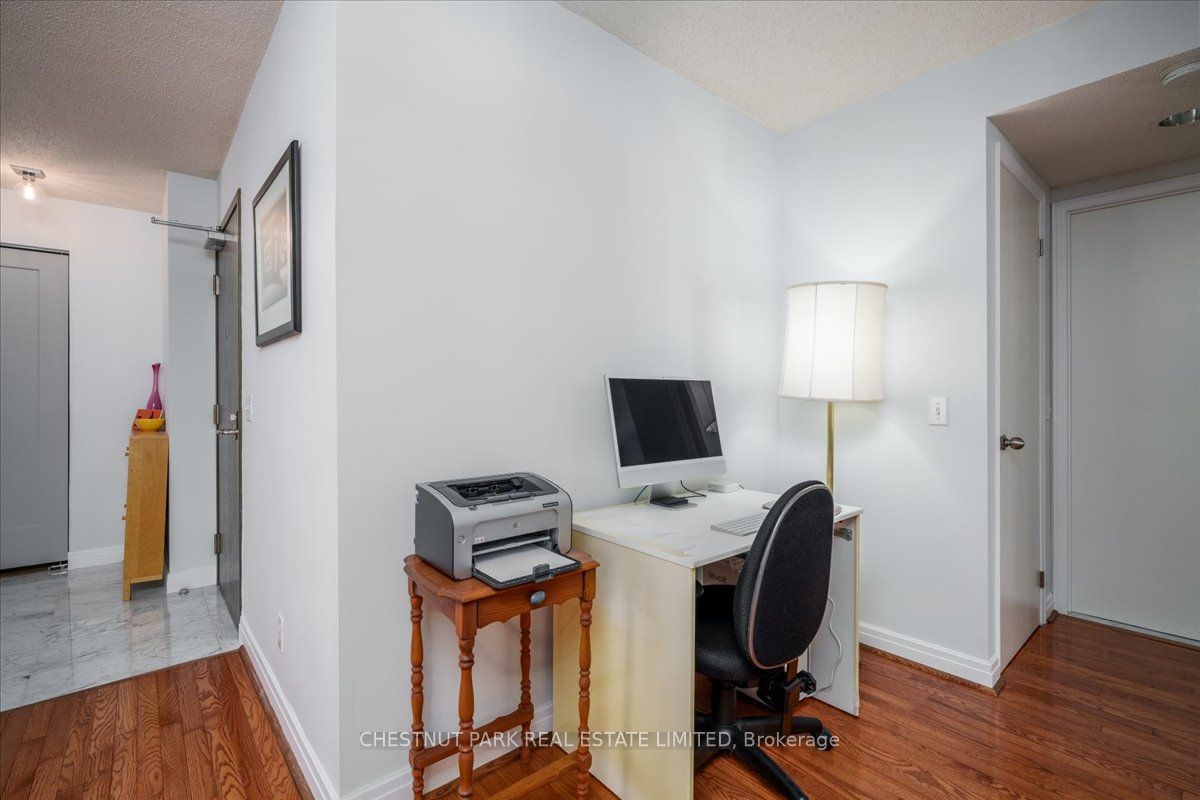 50 Lombard St, unit 1401 for sale - image #12