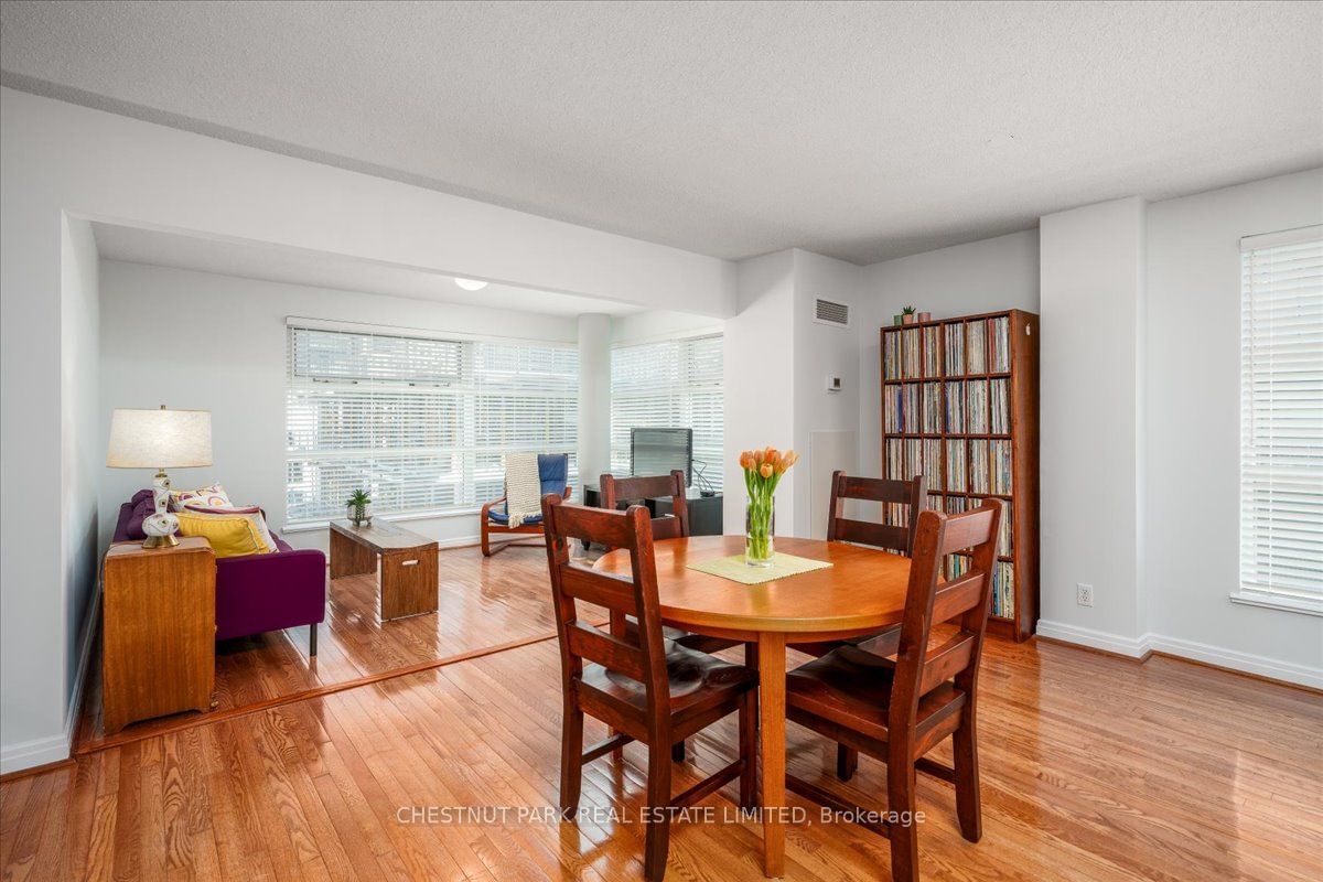 50 Lombard St, unit 1401 for sale